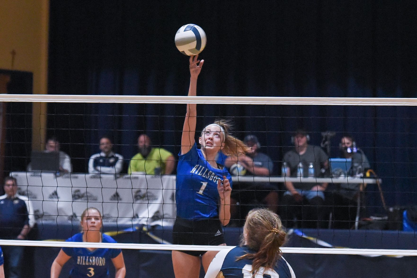 10/22/19 - Girls Volleyball - HIllsboro at St. Piux X